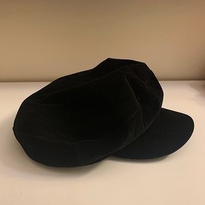 ZARA black corduroy beret
